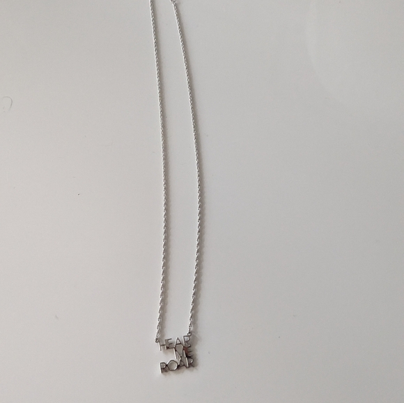 Hear Me Roar necklace - Picture 3 of 4